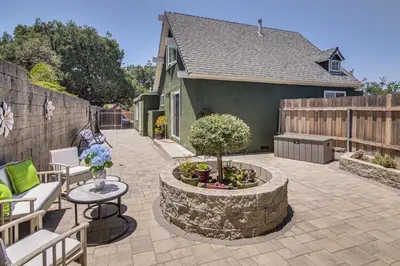 Gallery image of The Storybook Cottage Every Stay Tells a Story! in Conejo Valley Trailer Park