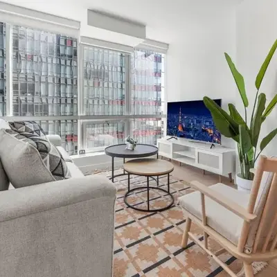 Stylist Downtown LA Gateway- Studio Apt
