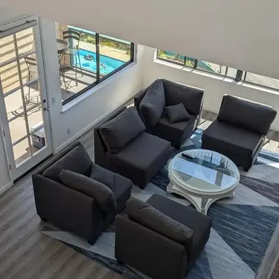 31 night required rental Waterfront penthouse 180 ocean view