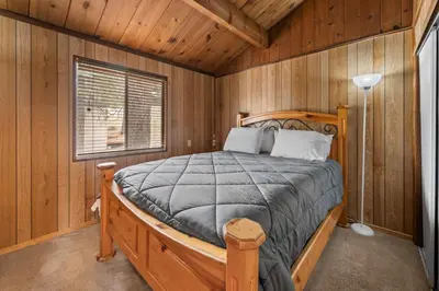 Gallery image of Serendipity - Walk to the Lake & Village, Smart TV, Deck, BBQ in Big Bear Lake