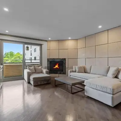 Stylish Westwood Condo