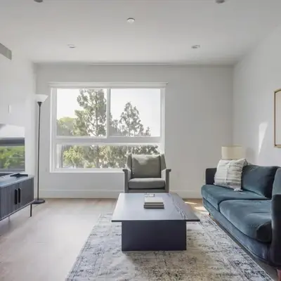 Blueground Sawtelle rooftop nr Culver City Park LAX-1373