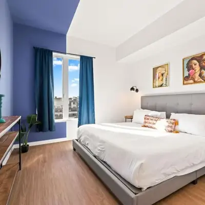 Spacious 1-BD with Stunning City Views in DTLA