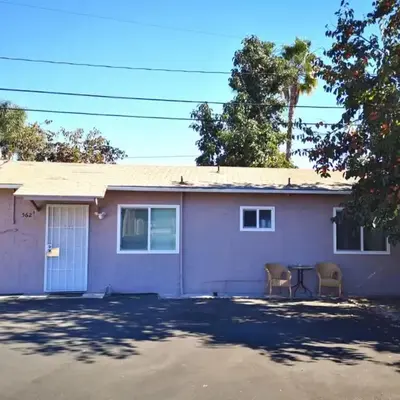 BACK HOUSE in PASADENA