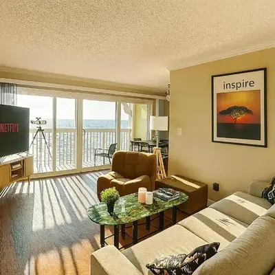 Ocean Haven Beachfront Getaway by Redondo Pier