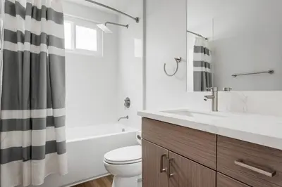Gallery image of Blueground Delthorne view nr Torrance Beach LAX-1394 in Los Angeles