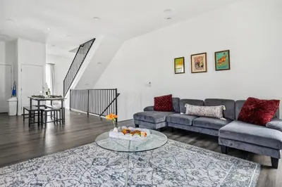 Gallery image of Central 4Bed Bright Parking DTLA USC ExpoPark in Los Angeles