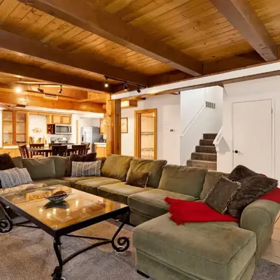 Summit Hideaway #445