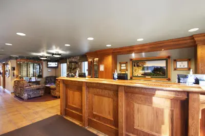 a large bar in a room with at Getaways at Lagonita Lodge in Big Bear Lake