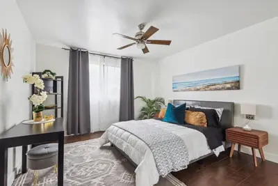 Gallery image of Shoreline Retreat in Long Beach