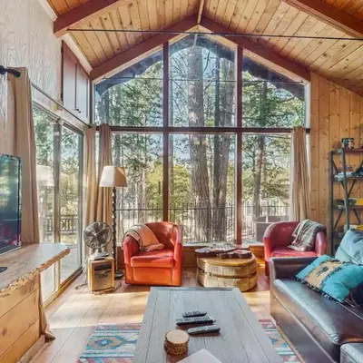 Couples Retreat Near Lake Arrowhead and Hiking!