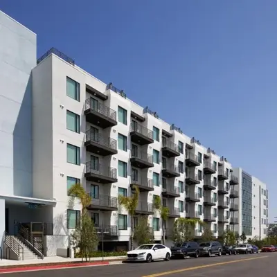 LAX 1 Bed Luxe with FREE PARKING