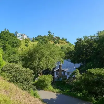 Malibu Woods & Waves - 2 Bedroom