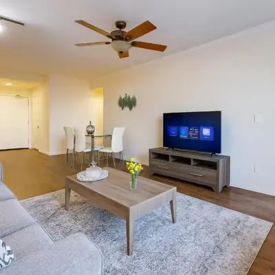 Marina del Rey Coastal 2BR Retreat- Pool