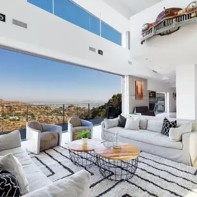 Modern Villa Hollywood Hills Sanctuary