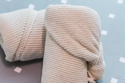 two white towels sitting next to each other at Charming Vintage 2 bedroom 1 Bathroom Close to Larchmont Village in Los Angeles