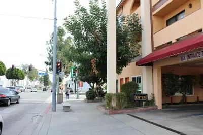 a street corner with a traffic light and a building at Garvey Inn Hotel - \u5c0f\u53f0\u5317\u9152\u5e97, Monterey Park in Monterey Park