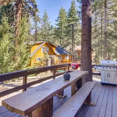 Golf and Swim! Pine Mtn Club Retreat with Game Area