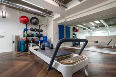a room with a gym with a treadmill at WEHO Place By Sunset Plaza in Los Angeles
