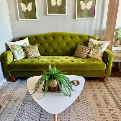 Stylish Studio in Mid-Wilshire with Pool