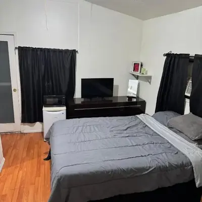 Cozy Private Room Near Disneyland