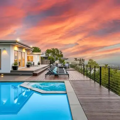 Stunning Modern Estate in BH with Pool