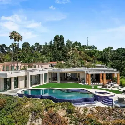 Prestigious 6BR BH Mansion W. Pool