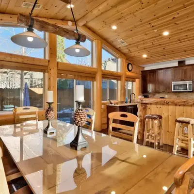 Morning Star Log Cabin at Big Bear Ultra-Modern Castle Glen Mountain Chalet