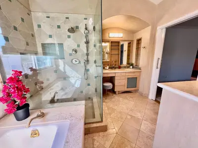 Gallery image of Spacious Beverly Hills Area Home 5BR Pool Spa Game in Los Angeles