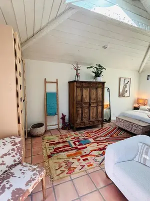 a living room with a bed and a couch at Ojai Serenity Retreat in Ojai