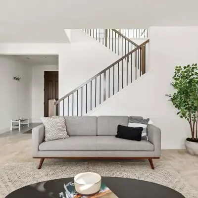 Luxury Mountain View Home w/ large backyard