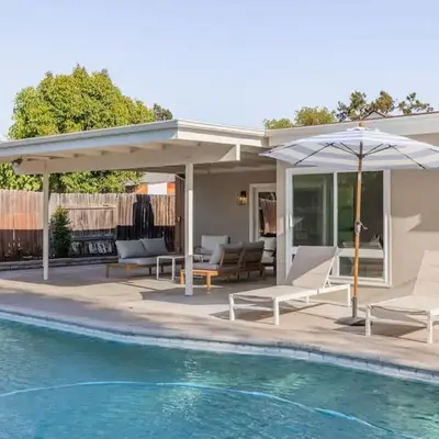 Cozy Modern Haven w Soothing Ambience & Pool