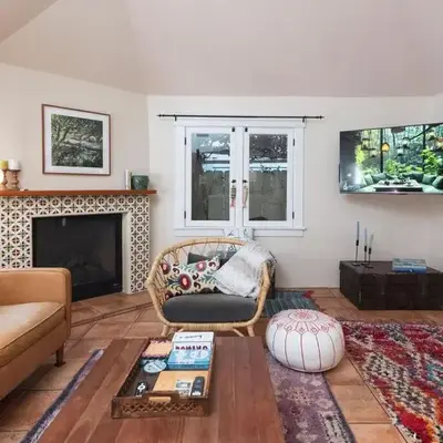 Lush Venice Beach Oasis Home -just steps to beach