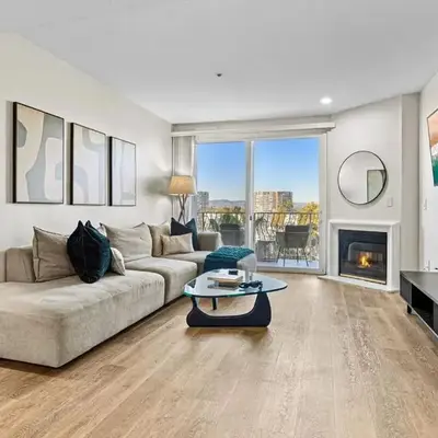 The Nautilus Waterfront Retreat Marina View