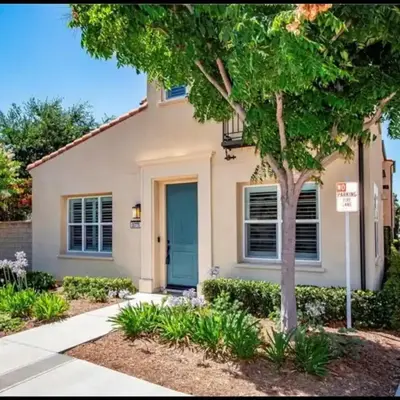 Luxury 2 Bed 2 bath Home Near Six Flags