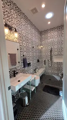 a bathroom with a sink and a mirror and a tub at Modern Studio with Kitchen Parking Near Beverly Hills and Culver City in Los Angeles