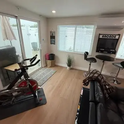 1BR 1BA Kitchenette