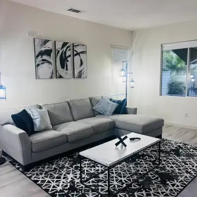Stylish & Fully Renovated Home!