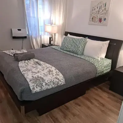 1 bedroom spacious apt in Beverly hills