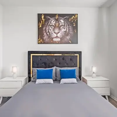 Newly Remodeled 2BR Apt | Mins to Disney | Arcade