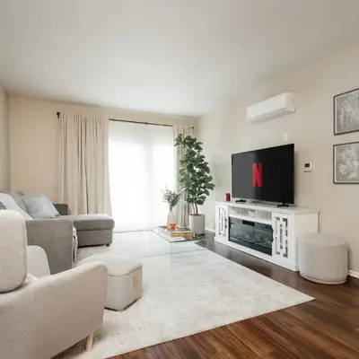 Upscale 1BD - Prime West Hollywood Location