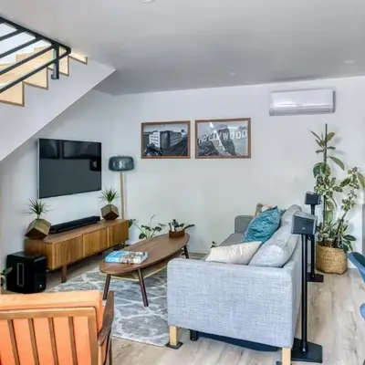 Brand-New MCM Guesthouse in West Los Angeles