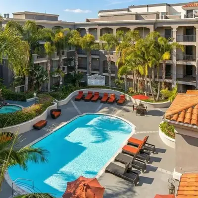 Marina del Rey Luxury 2BR 2BA - Close to Venice Beach
