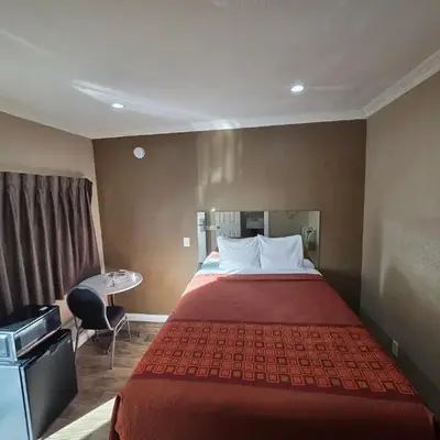 Astro Motel