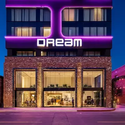 Dream Hollywood