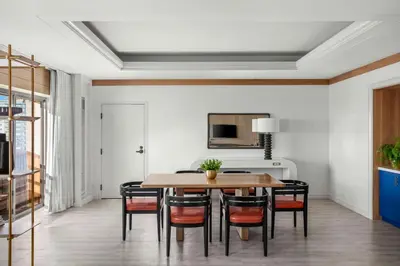 a dining room with a table and chairs at Marina del Rey Marriott in Los Angeles