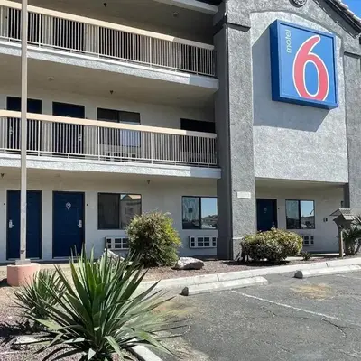 Motel 6 Barstow