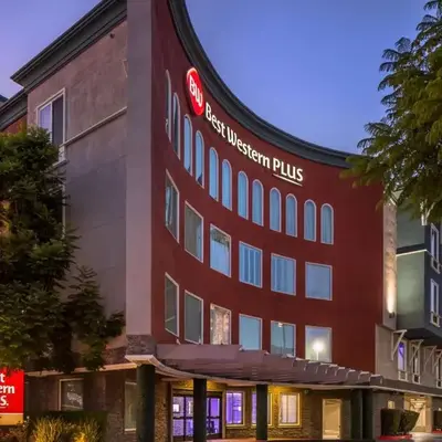 Best Western PLUS Avita Suites