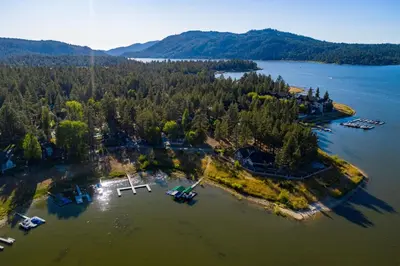 an aerial view of an island in the water at Big Pines Couple Lakeview Studio Cabin by Big Bear Vacations in Big Bear Lake