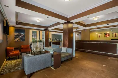 a lobby of a hotel with a waiting room at Best Western Diamond Bar Hotel & Suites in Diamond Bar